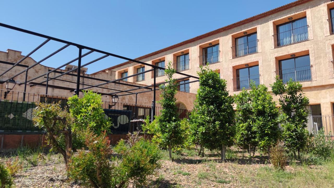 La Figuerola Hotel & Restaurant Vandellós Екстериор снимка