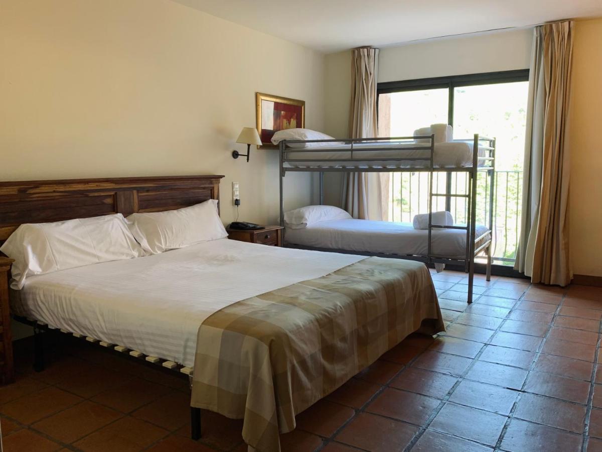La Figuerola Hotel & Restaurant Vandellós Екстериор снимка