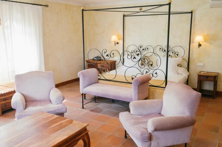 La Figuerola Hotel & Restaurant Vandellós Екстериор снимка